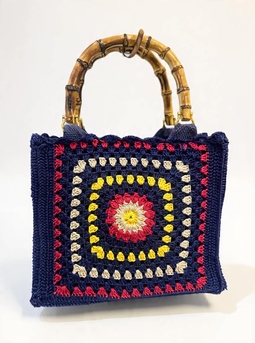 Borsa Crochet Artigianale con Manici in Bambù